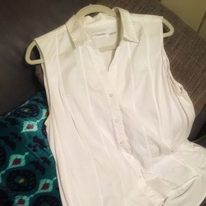 White Sleeveless Women’s Collared Blouse XL-1X